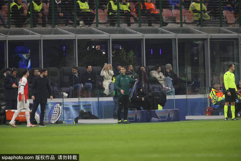 爱游戏网页版-卡利亚里客场取胜，喜迎胜利的简单介绍