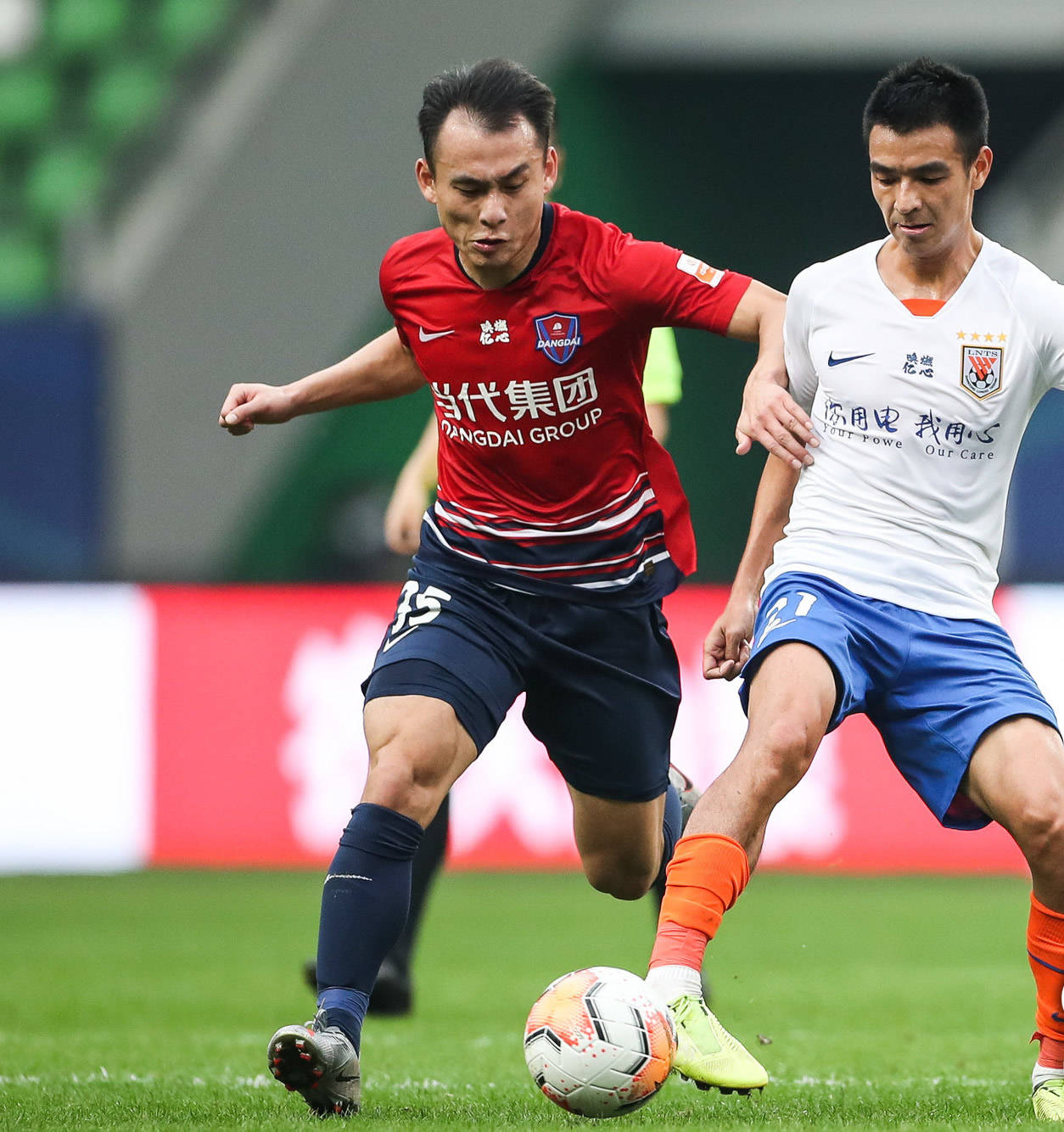 关于重庆力帆迎战北京国安，谁能捧起胜利的奖杯？的信息