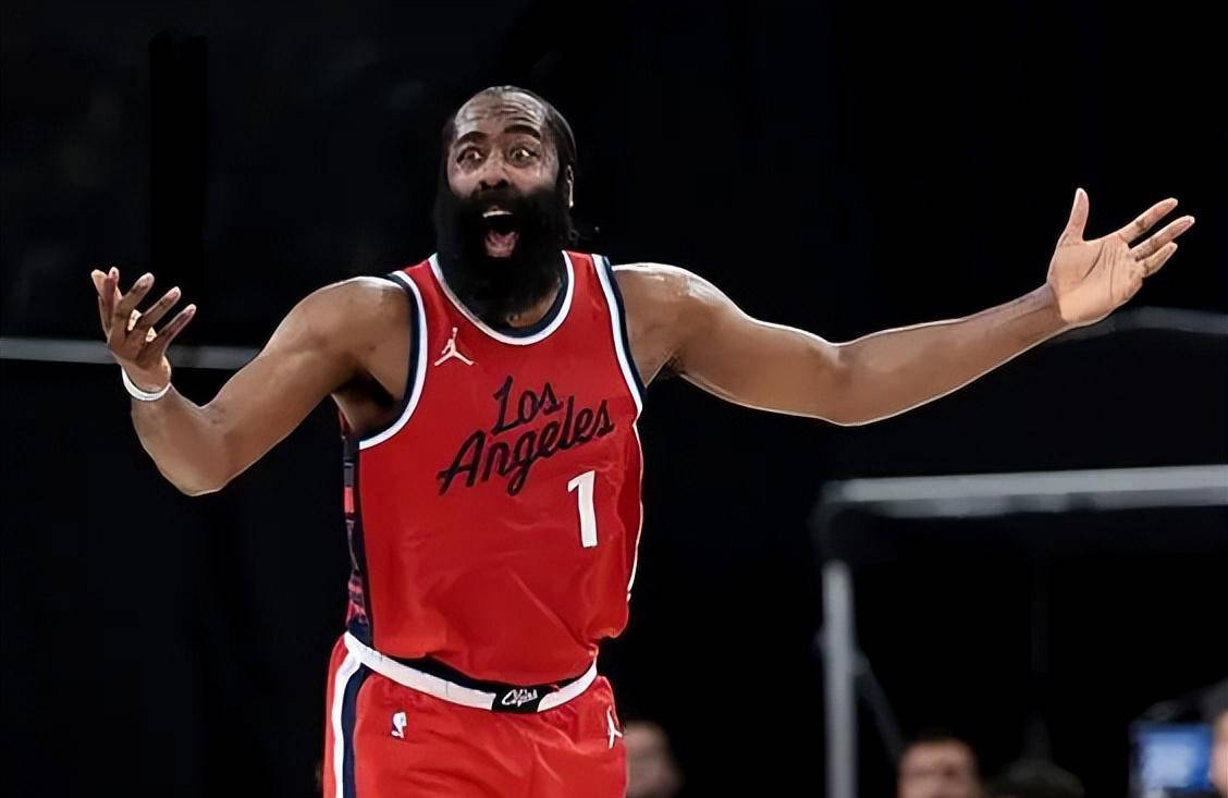 爱游戏-快船新秀崭露头角，展现出色表现的简单介绍