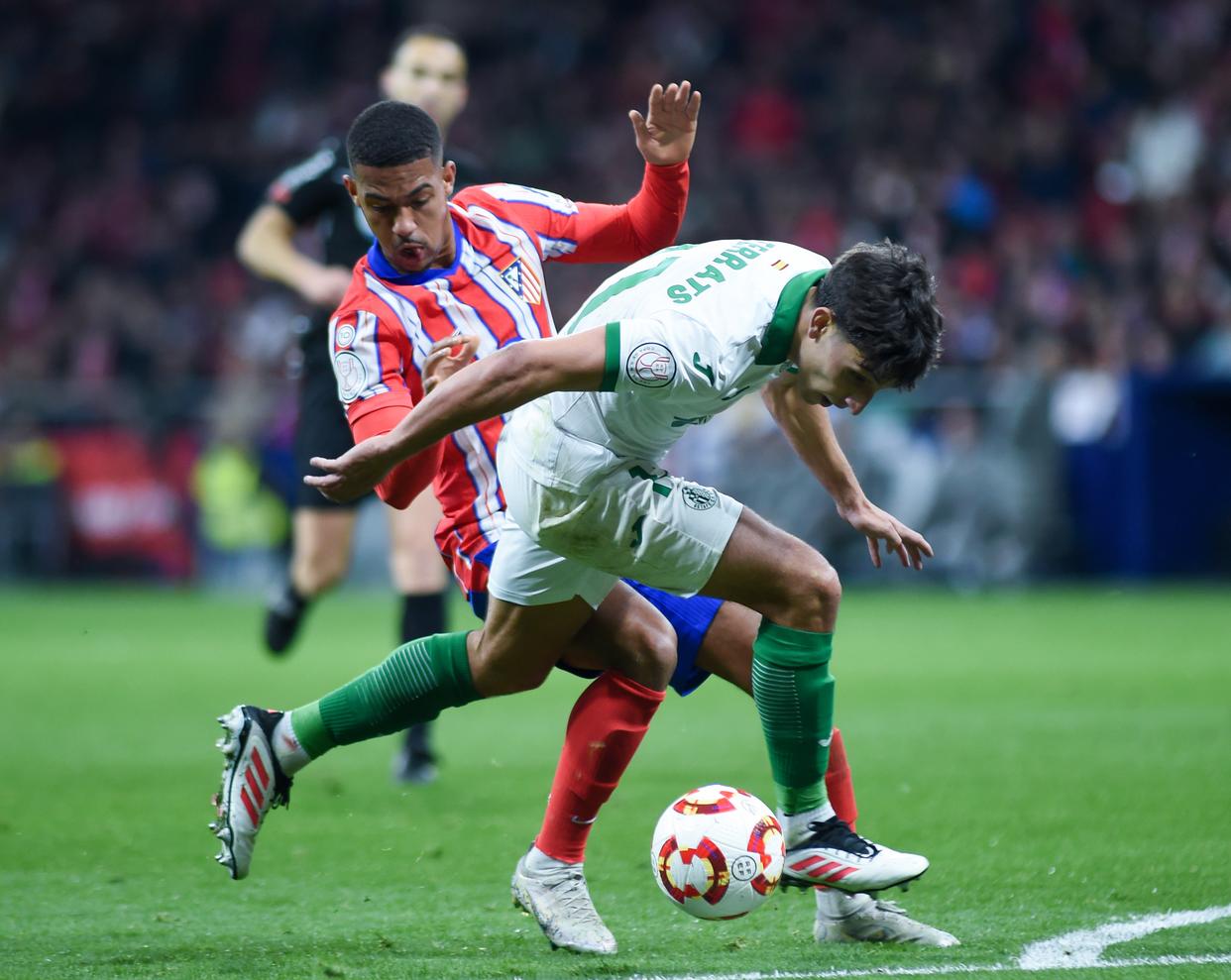 关于瑞典挑战西班牙,胜者晋级决赛的信息 关于瑞典挑战西班牙,胜者晋级决赛的信息