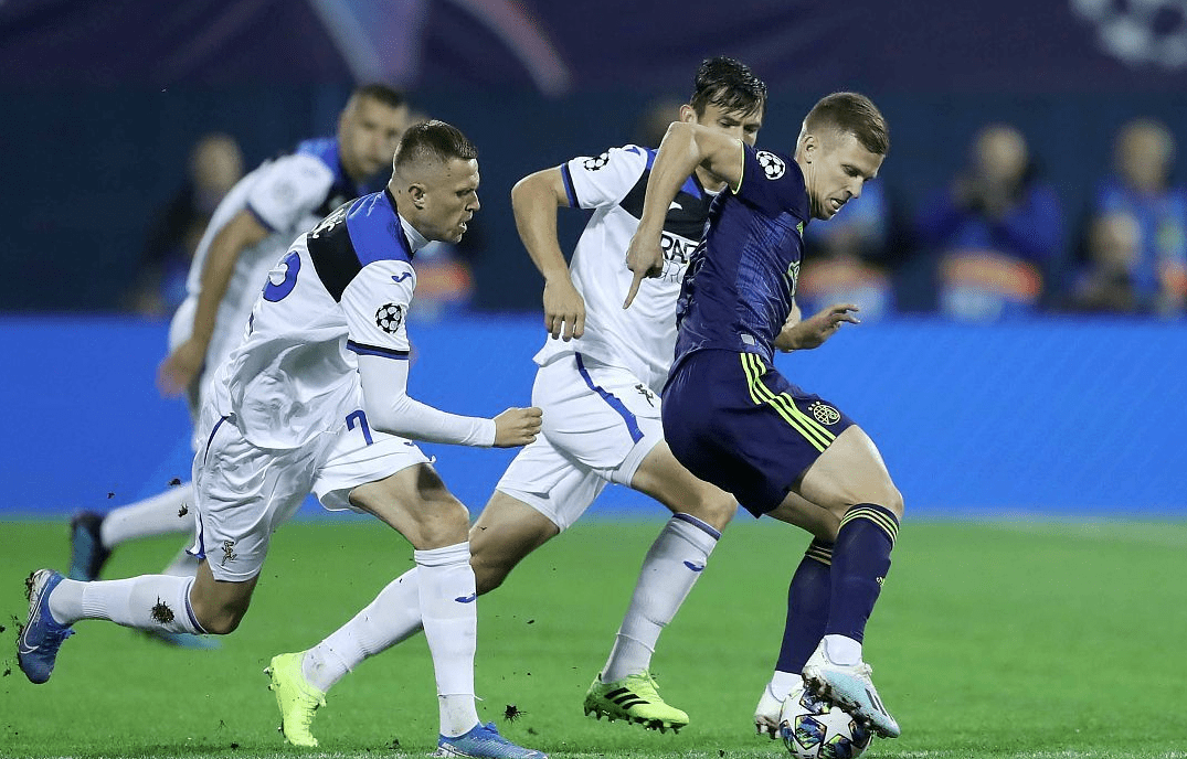 美因茨客场击败柏林赫塔,取得三分 美因茨客场击败柏林赫塔,取得三分