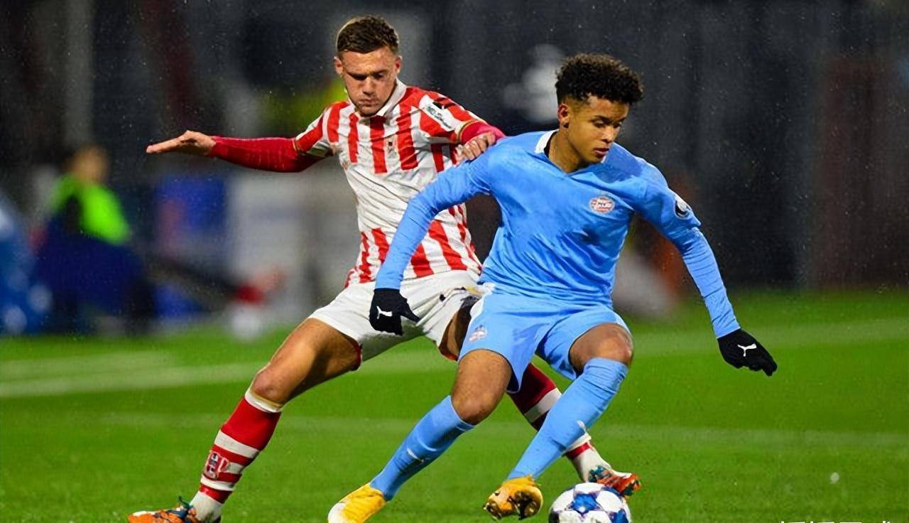 关于国际足球赛事中,一支球队霸气登场,夺得胜利的信息 关于国际足球赛事中,一支球队霸气登场,夺得胜利的信息