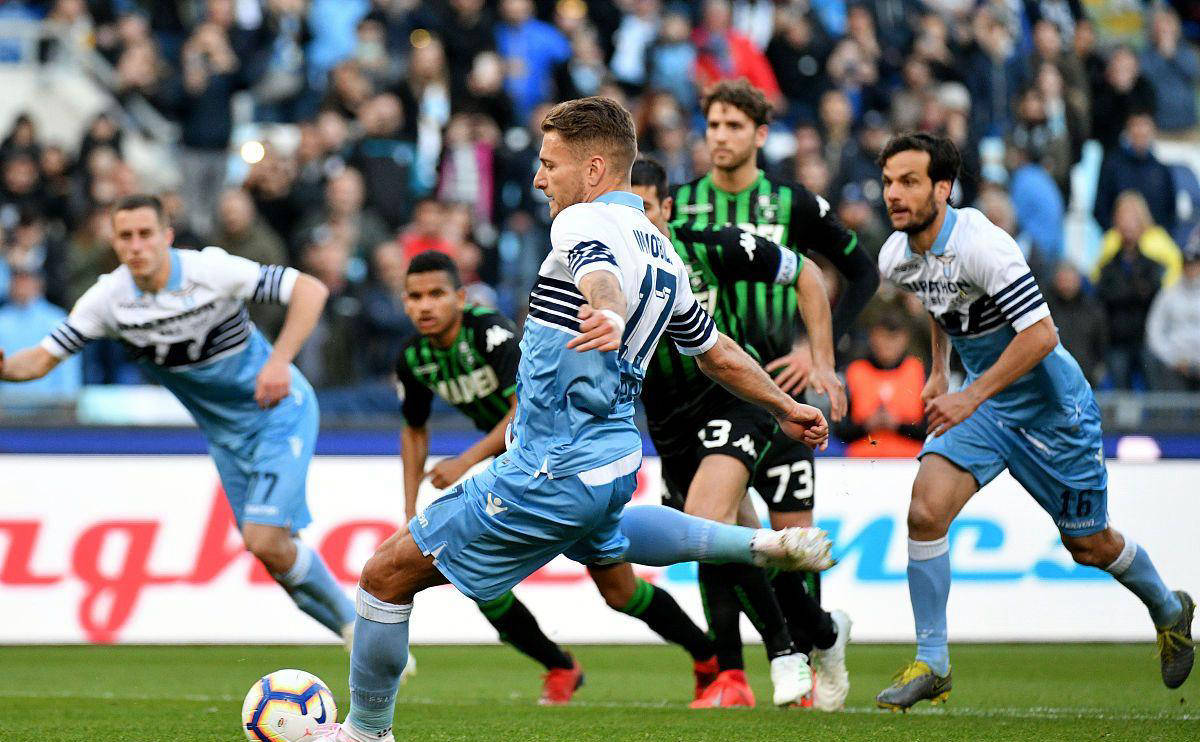 爱游戏在线登录-包含罗马球员士气高涨，迎接新一轮挑战的词条