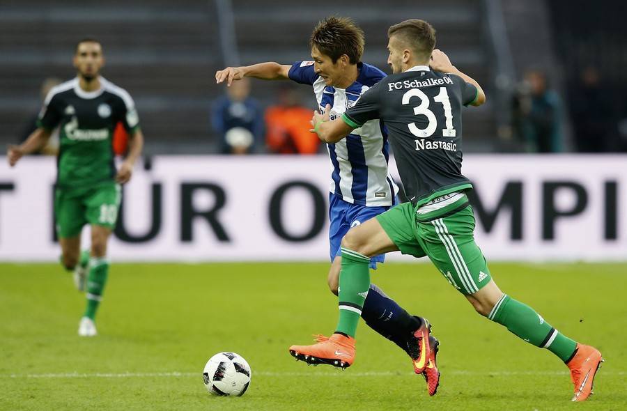 初露锋芒:云达不莱梅客场小胜沙尔克实现反超的简单介绍 初露锋芒:云达不莱梅客场小胜沙尔克实现反超的简单介绍