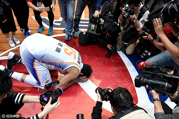 包含四川男篮团结一心,矢志冲击奖杯的词条 包含四川男篮团结一心,矢志冲击奖杯的词条