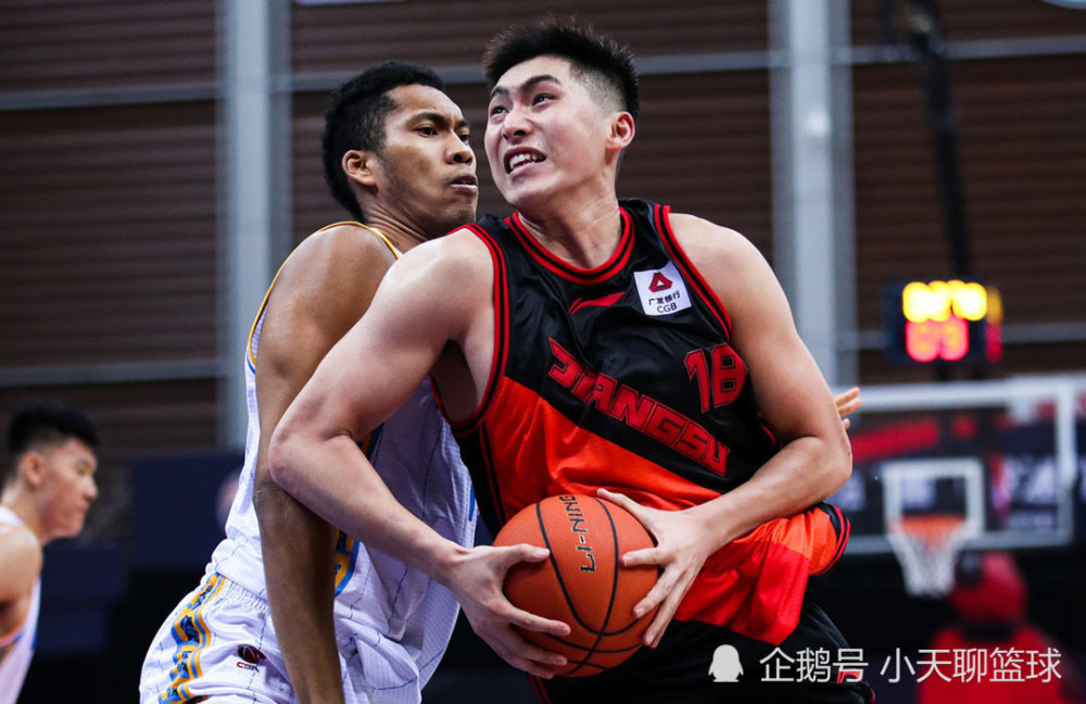 爱游戏官网-北京队连胜江苏男篮，全取三分