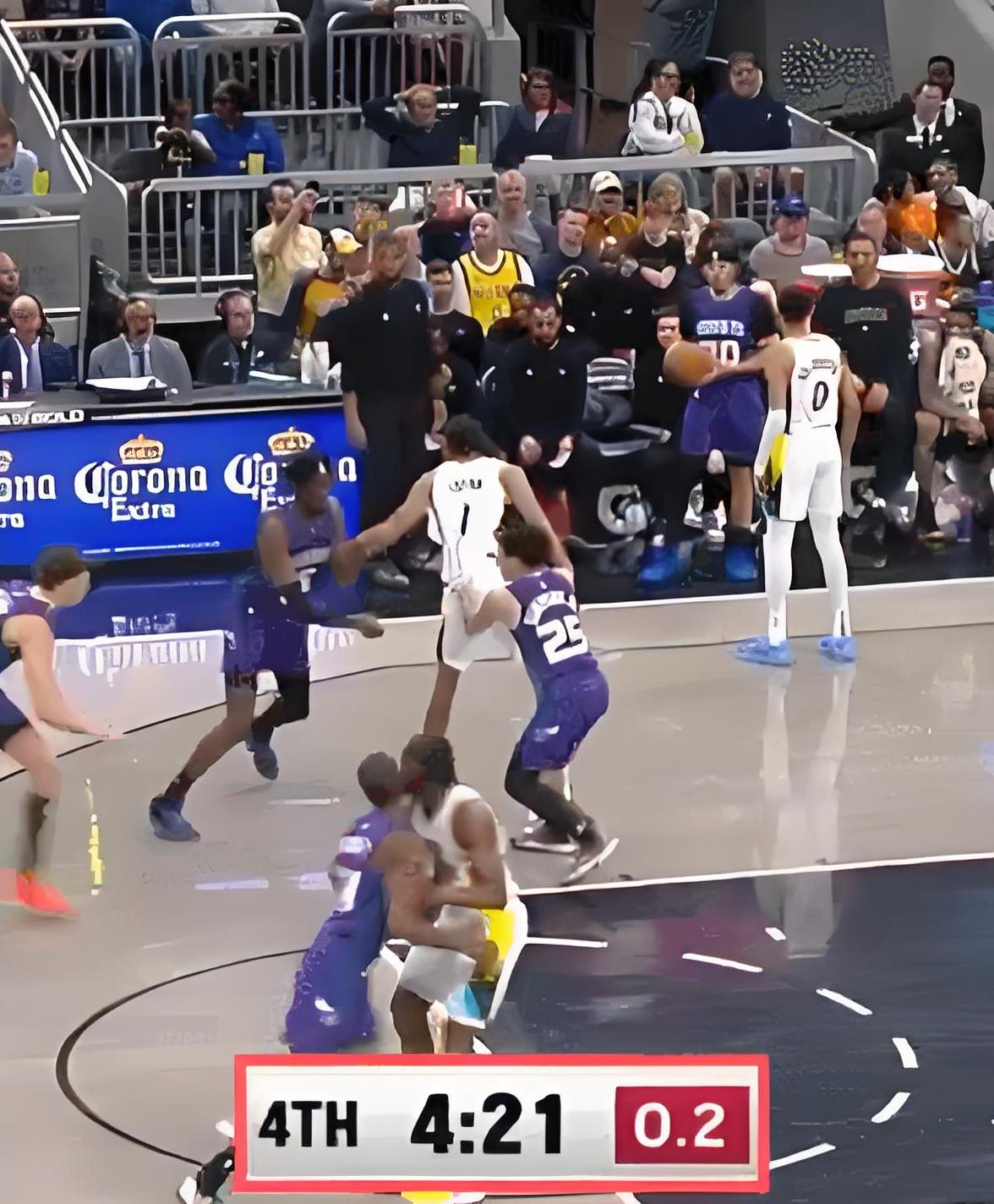 篮网灭掉黄蜂,取得四连胜 篮网灭掉黄蜂,取得四连胜