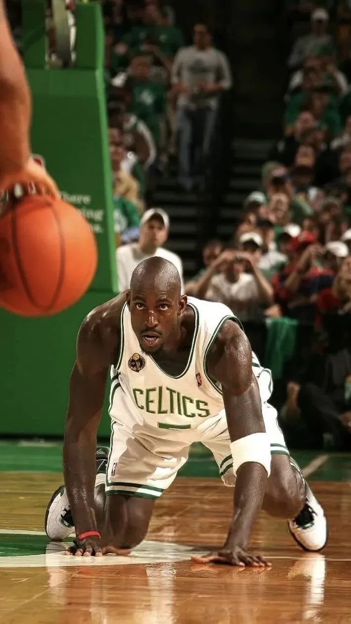 NBA传奇球星加内特宣布复出,球迷期待新赛季表现的简单介绍 NBA传奇球星加内特宣布复出,球迷期待新赛季表现的简单介绍