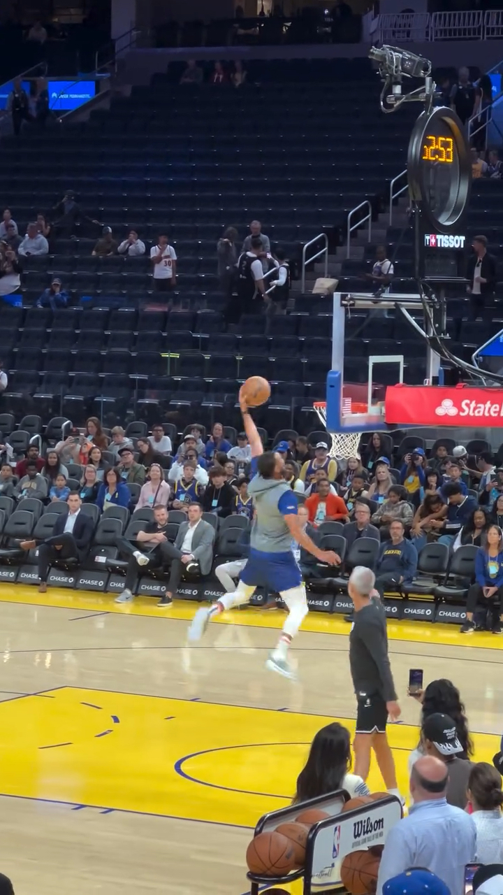 爱游戏app下载-独行侠主场惨败开拓者，失去连胜